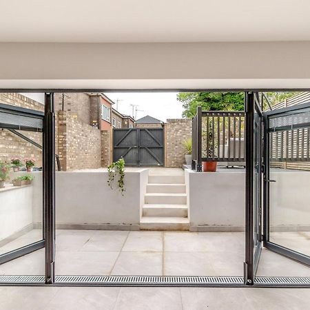 Modern Garden Flat With Private Parking Daire Londra Dış mekan fotoğraf